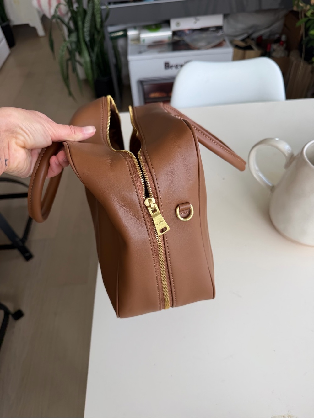 Miu Miu Tan Leather Zip-Top Handbag with Gold Hardware - Picture 5 of 7